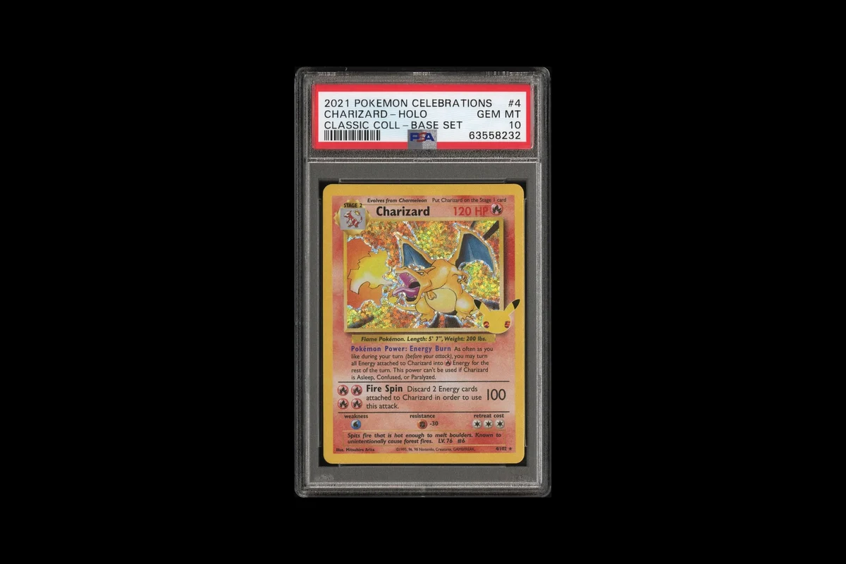 Carte Charizard PSA 10 dans son boîtier de gradation